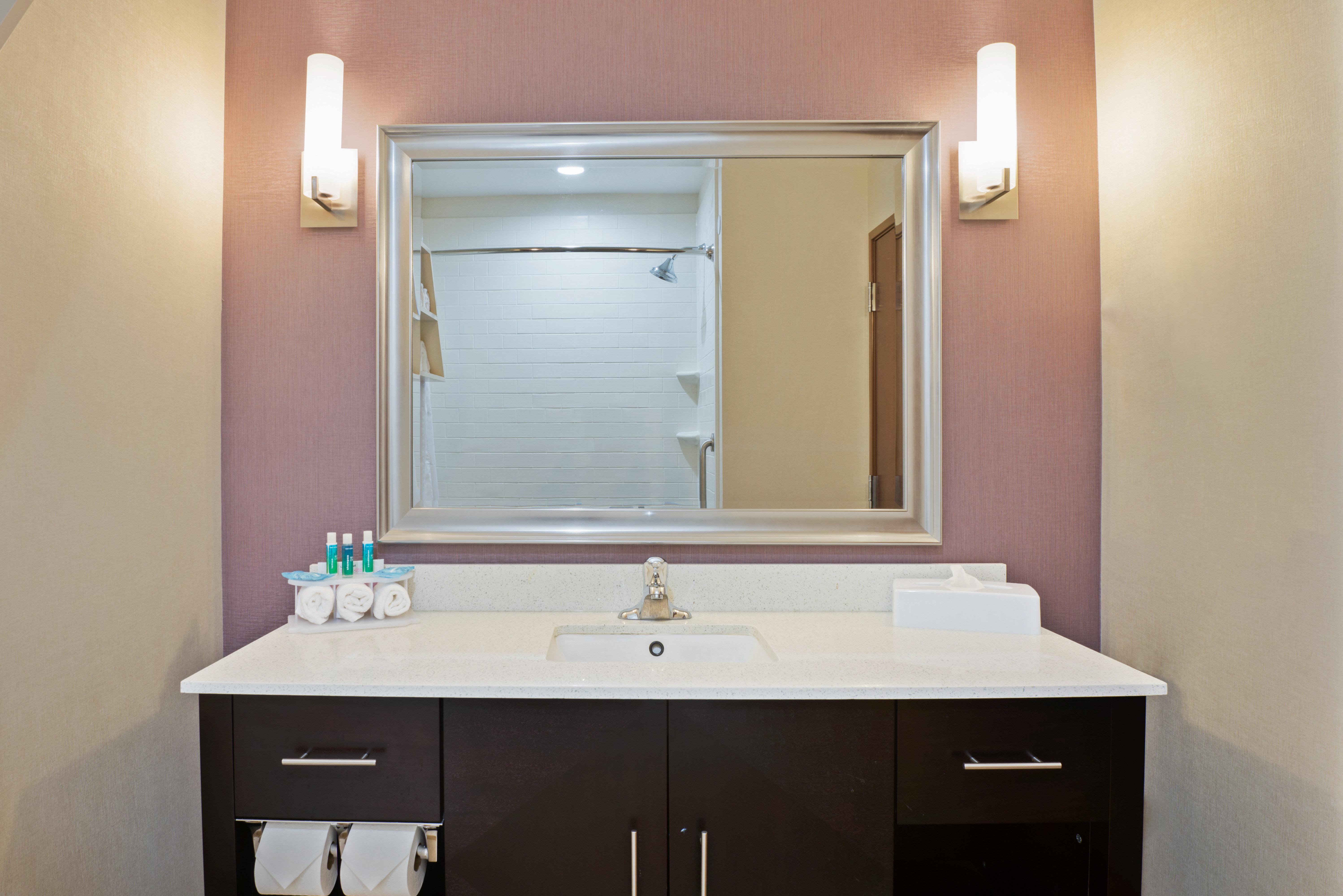 Holiday Inn Express & Suites New Cumberland By Ihg Exteriér fotografie