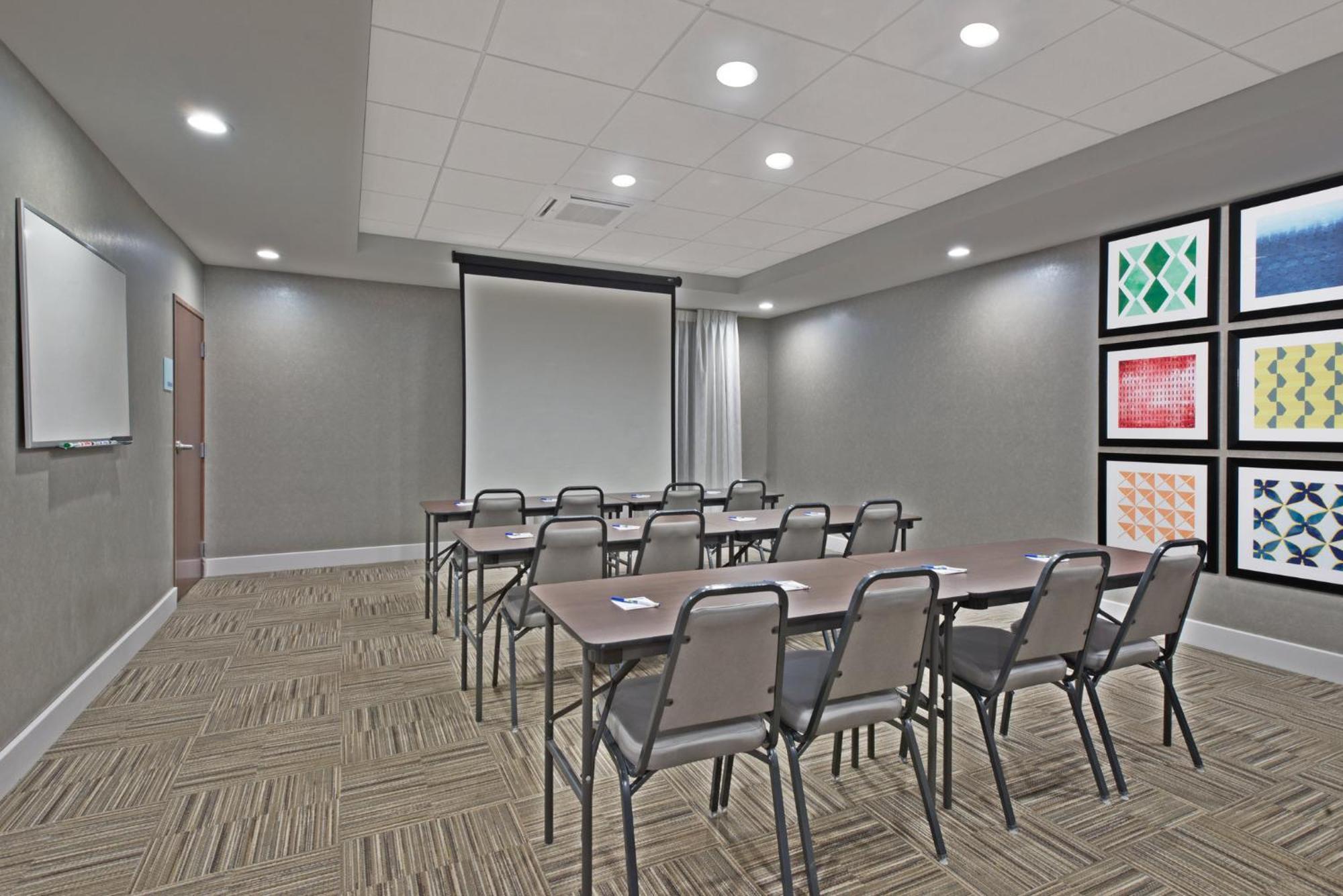 Holiday Inn Express & Suites New Cumberland By Ihg Exteriér fotografie